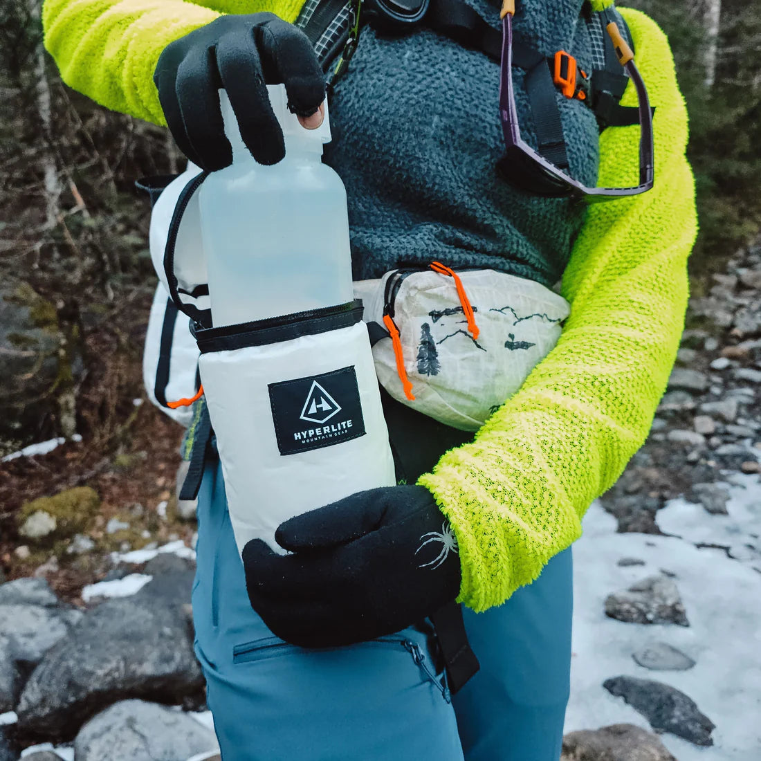 Hyperlite Mountain Gear (HMG) Insulator Thermal Insulation Cover (Insulator) Thermal Bottle Cover