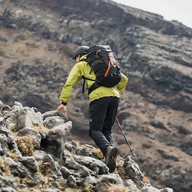 Mountain Hardwear 山浩大螺母 Mountain Light 25L+5L 技術型背包