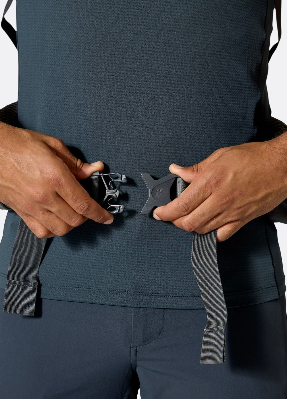 2025 新款 Rab Hyperon 65L 重裝背包 透氣背負系統