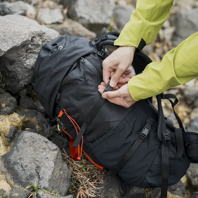 Mountain Hardwear 山浩大螺母 Mountain Light 25L+5L 技術型背包