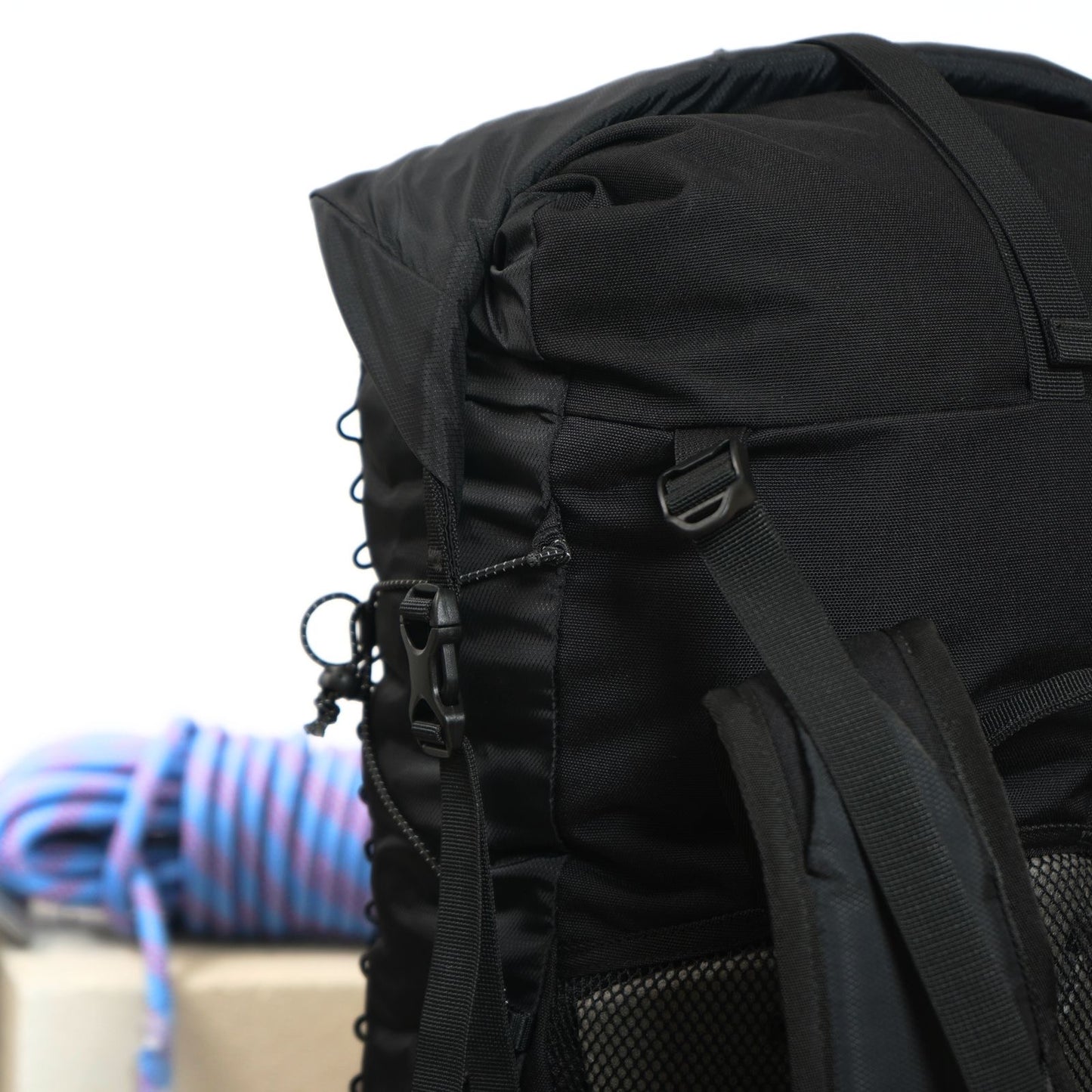 Monte Equipment ultra-lightweight 37L outdoor camping mountain climbing cross-country backpack