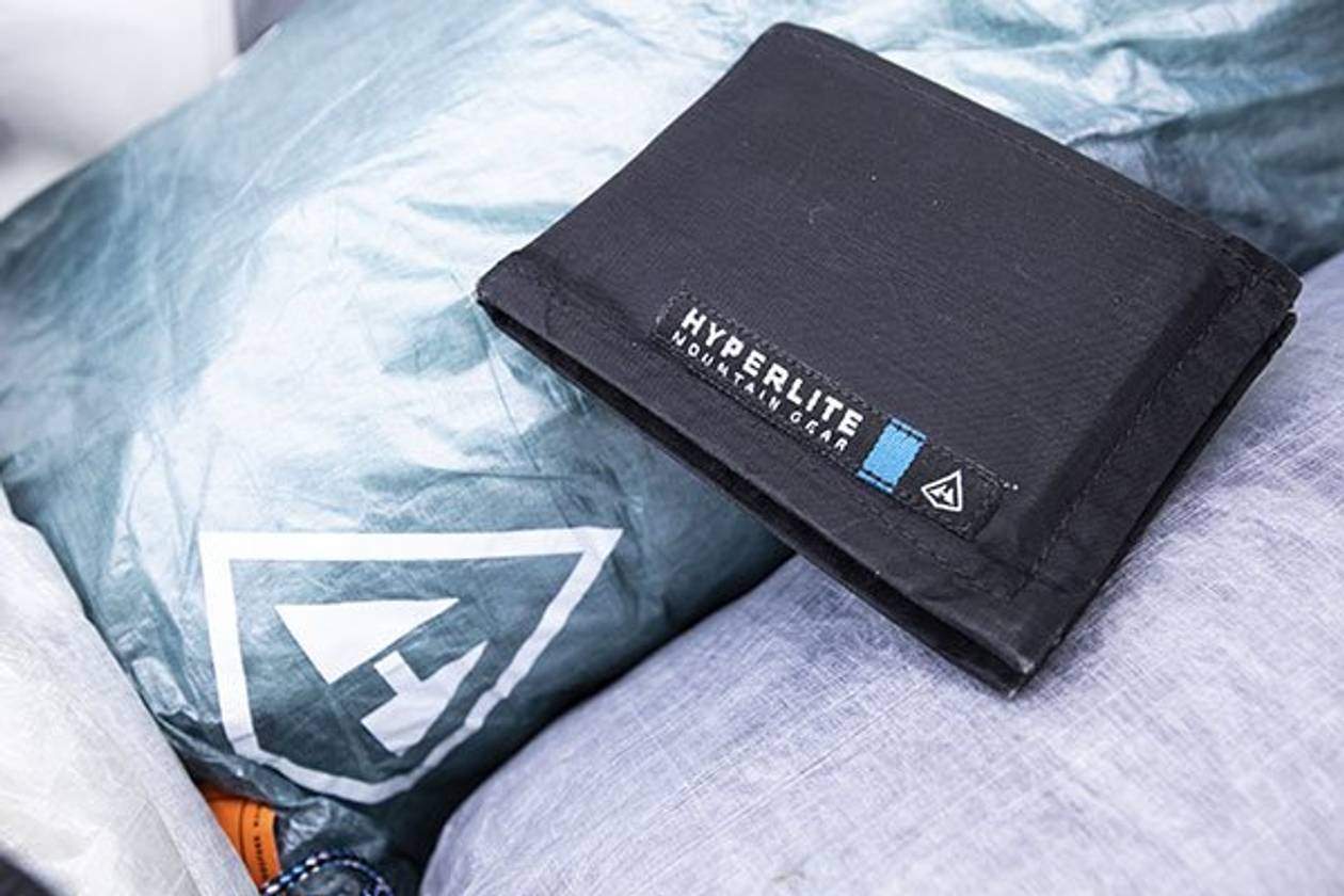 Hyperlite Mountain Gear (HMG) MINIMALIST WALLET Simple Wallet