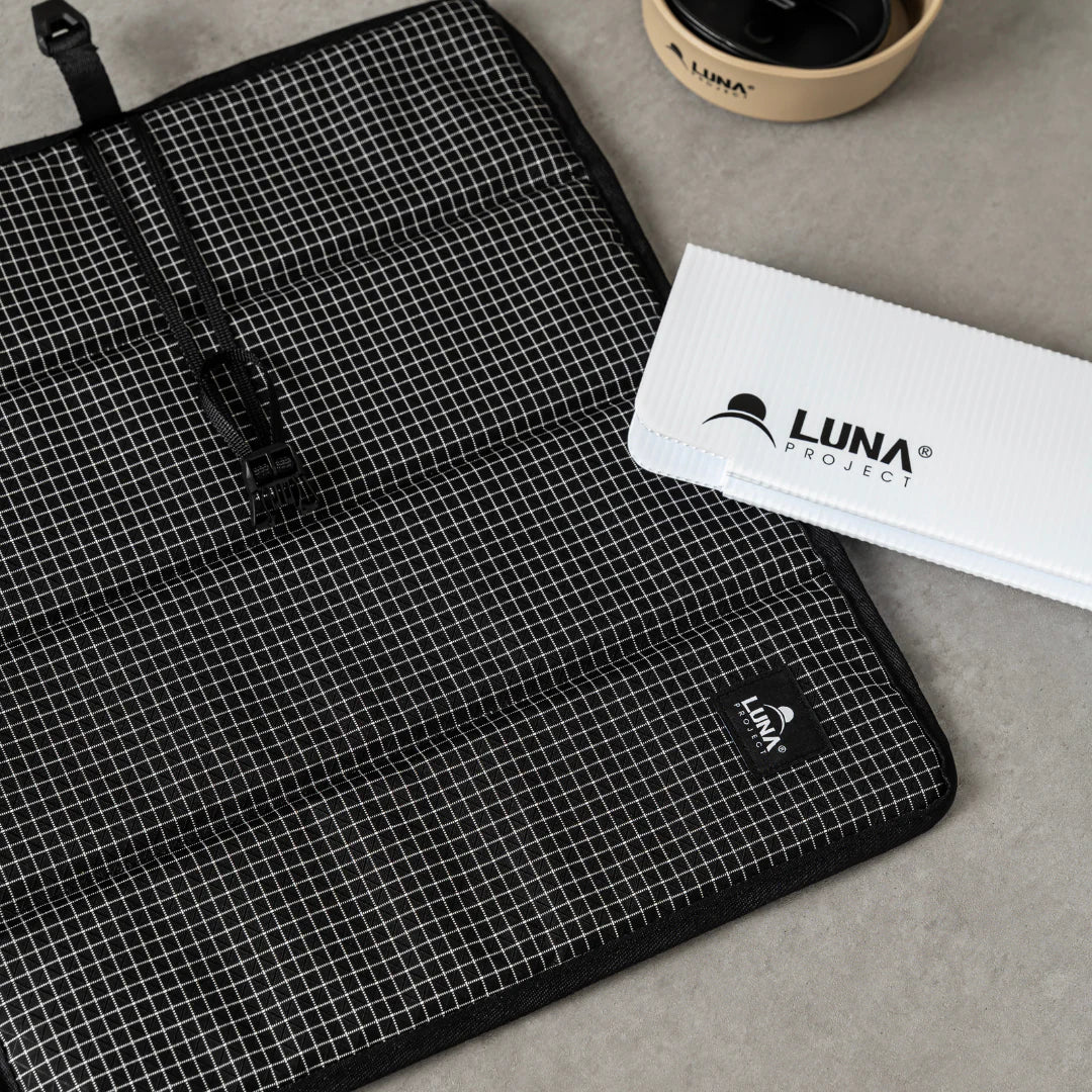 LUNA PROJECT DOUBLE WEB FOLDING MAT / Luna Project 雙層網面摺疊坐墊
