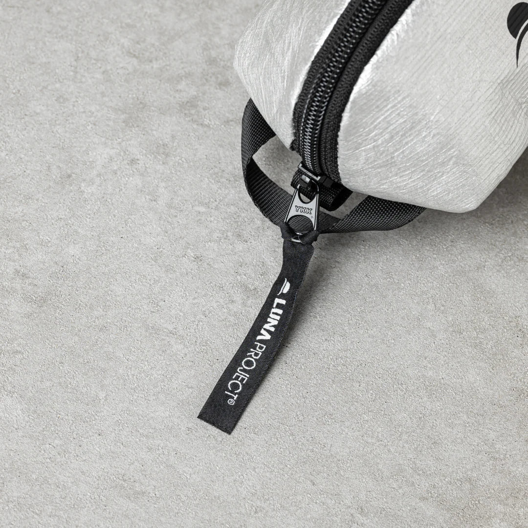 LUNA PROJECT TYVEK 拉鍊收納包