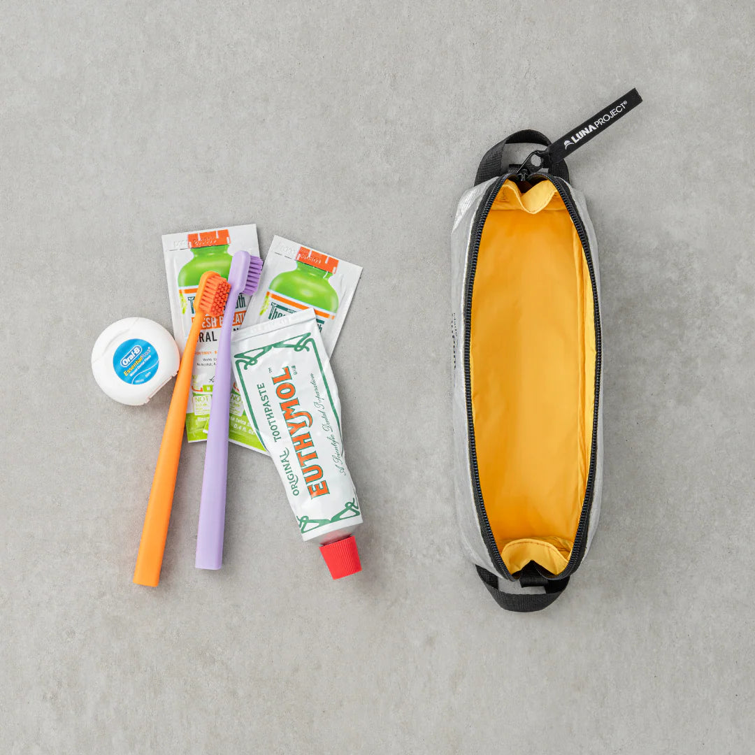 LUNA PROJECT TYVEK 拉鍊收納包