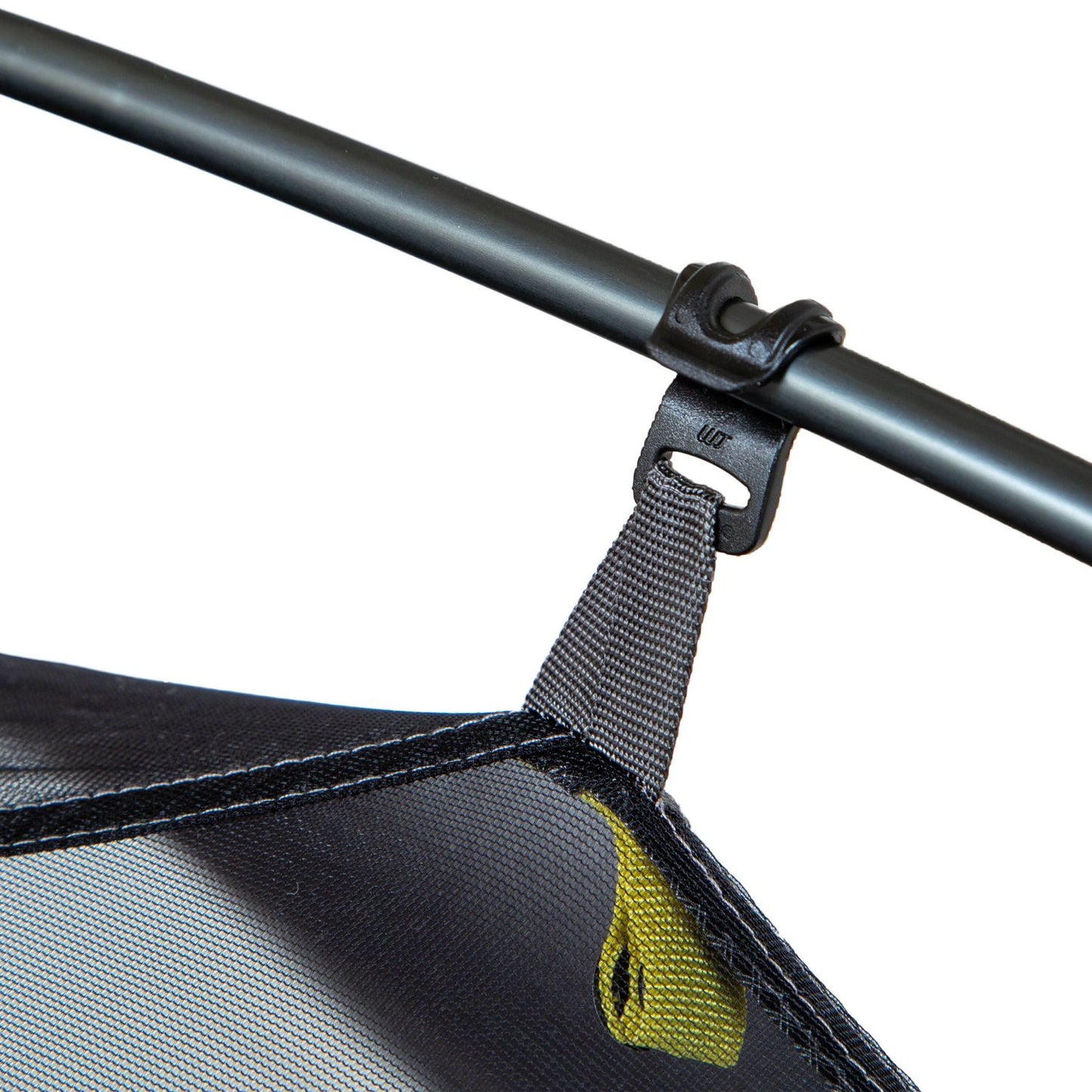 最新の Nemo DRAGONFLY OSMO™ ウルトラライト バックパッキング テント 3P は、超軽量の 3 人用キャンプ テントです。