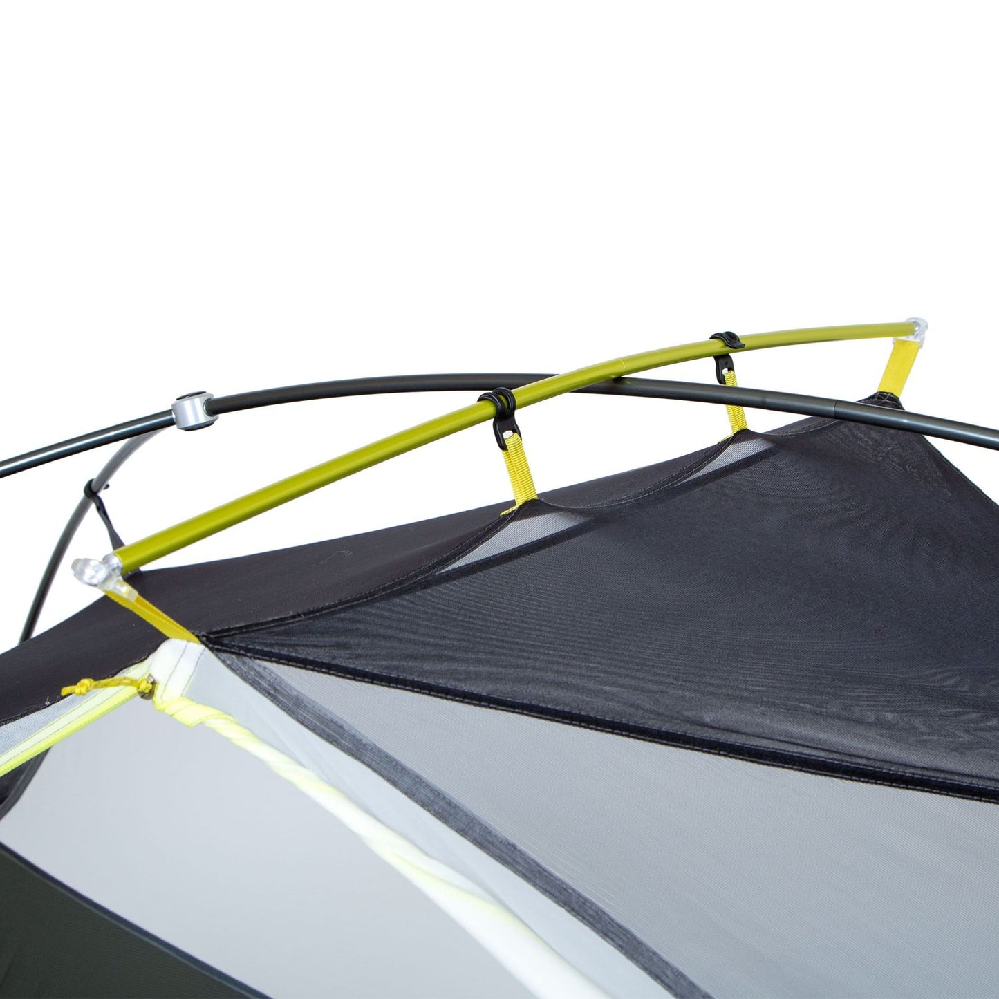 最新の Nemo DRAGONFLY OSMO™ ウルトラライト バックパッキング テント 3P は、超軽量の 3 人用キャンプ テントです。