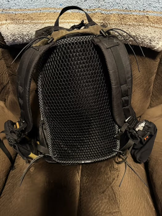 LUNA PROJECT Back Air Mesh Pad
超舒適 / 超輕空氣網眼背墊 （可以令輕量化背包 背起來更舒適）