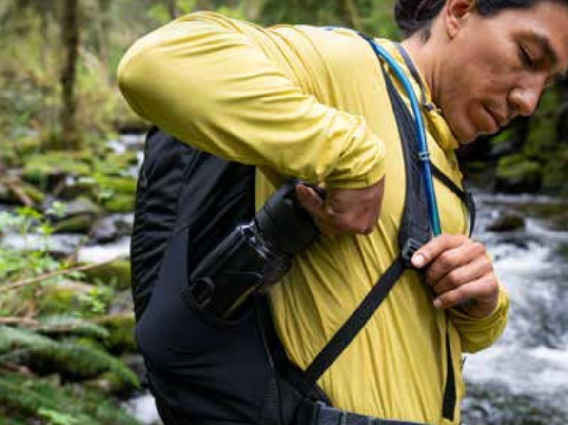 新款2026 Gregory Arrio 28 格里高利 山野 網架行山 戶外 露營背囊  只重940g 輕量化背包