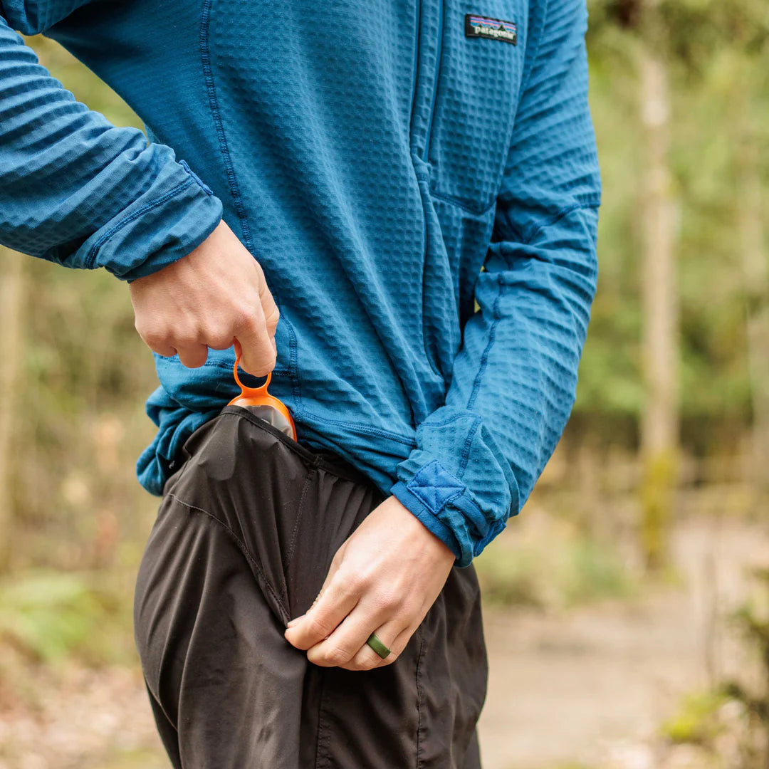 Cnoc Curn 超輕量化 可摺疊杯，一對（橙色和藍色）