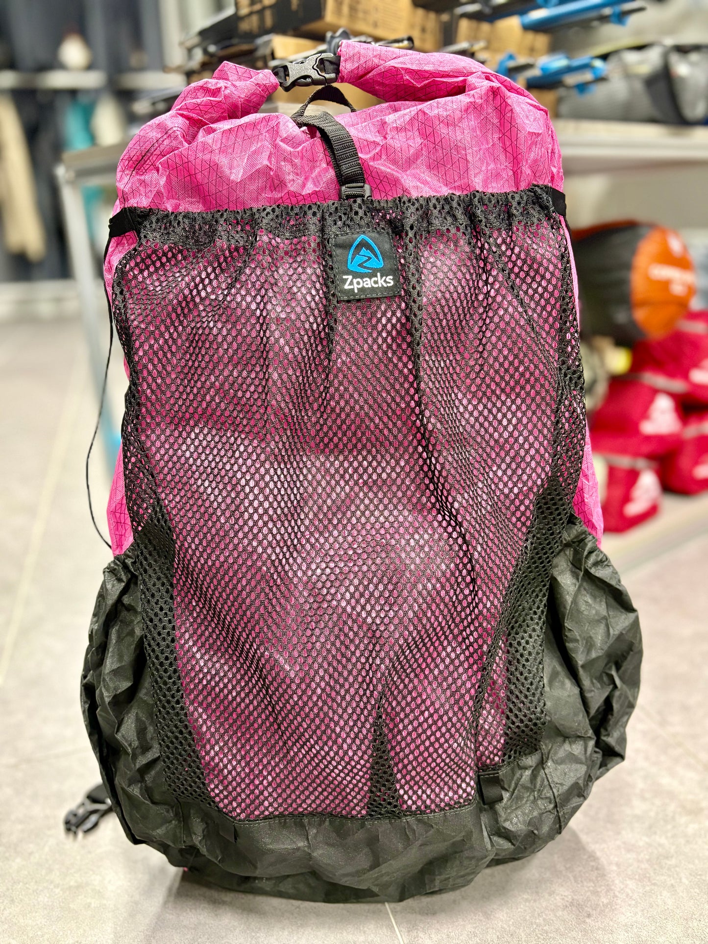 Zpacks Nero Classic Backpack 40L 2026款 輕量化背包 粉紅色 40升 (腰帶M碼)