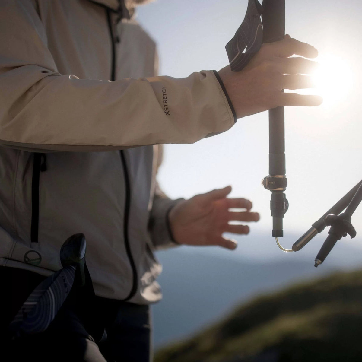 Leki Makalu FX Carbon 登山杖 2026